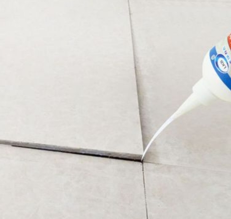 慈利瓷砖空鼓维修公司分享卫生间瓷砖脱落的原因可能有以下几点